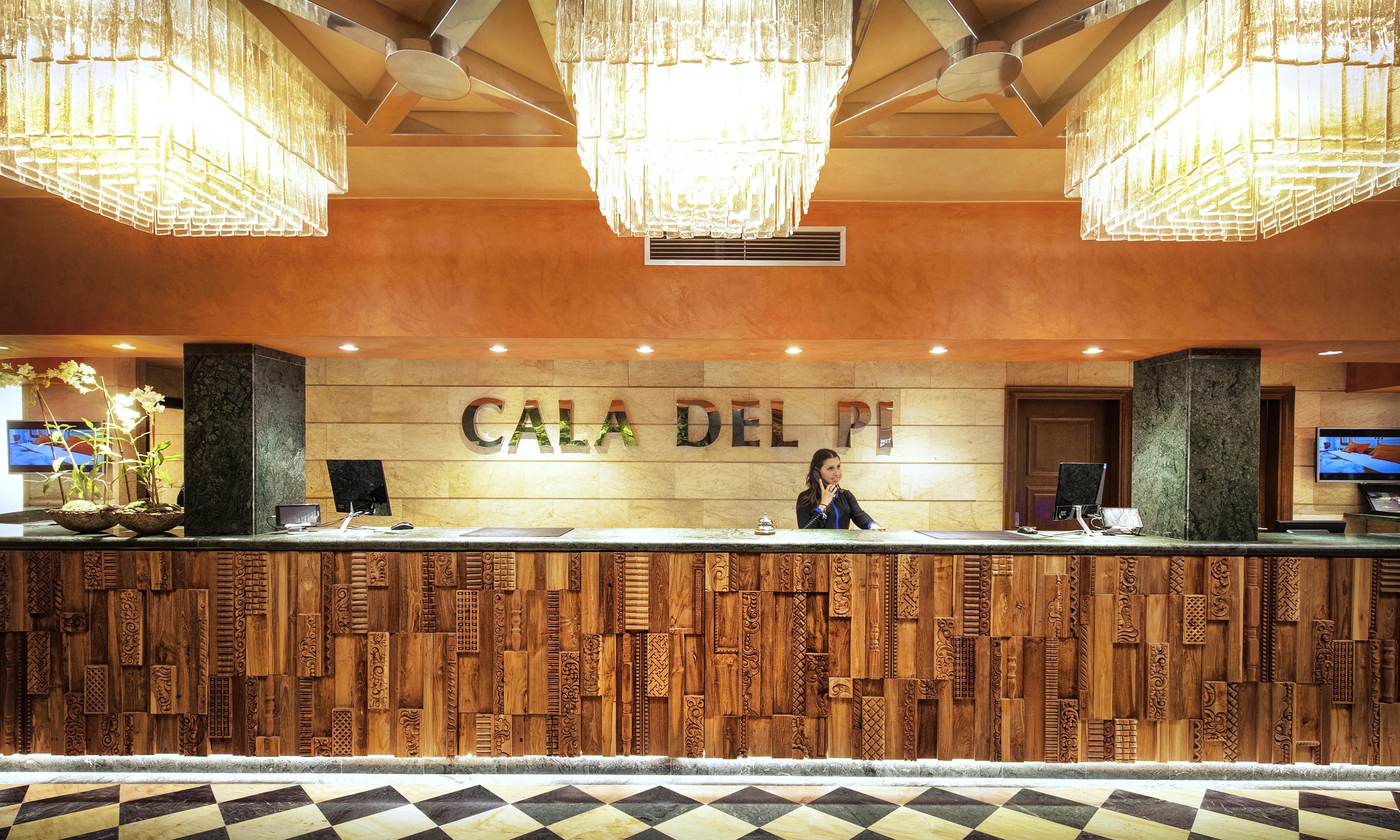 Hotel Cala Del Pi - Adults Only Платжа-д'Ару Екстер'єр фото